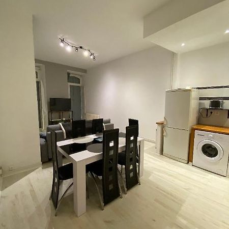 Charmant Petit Appartement Bagnères-de-Bigorre Buitenkant foto